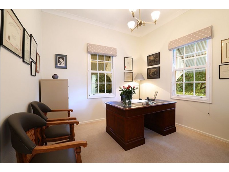 1 Vale End, Maleny QLD 4552