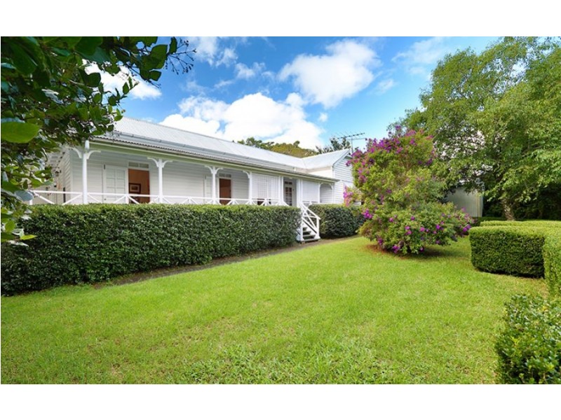 1 Vale End, Maleny QLD 4552