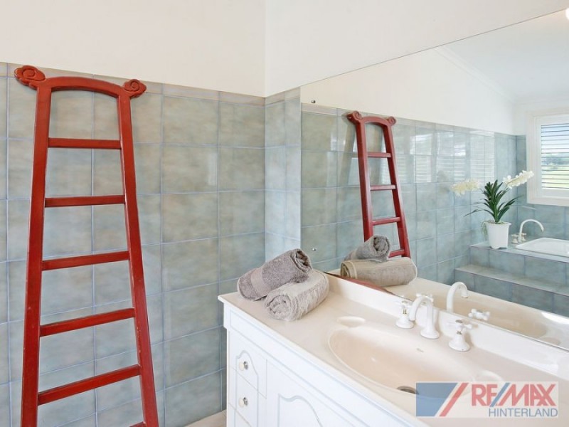 158 Ruddle Drive, Maleny QLD 4552