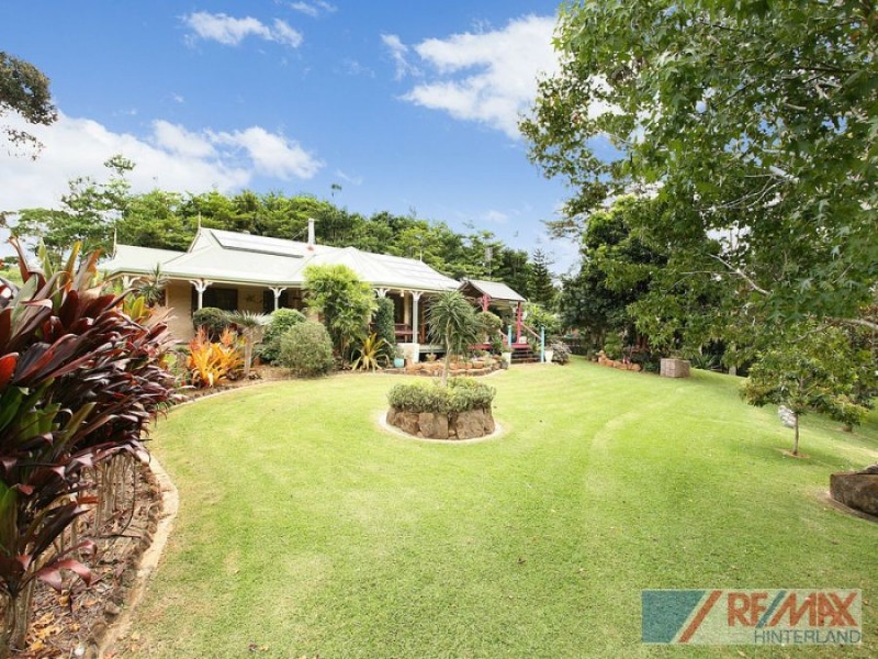 60 Burgess Avenue, Maleny QLD 4552