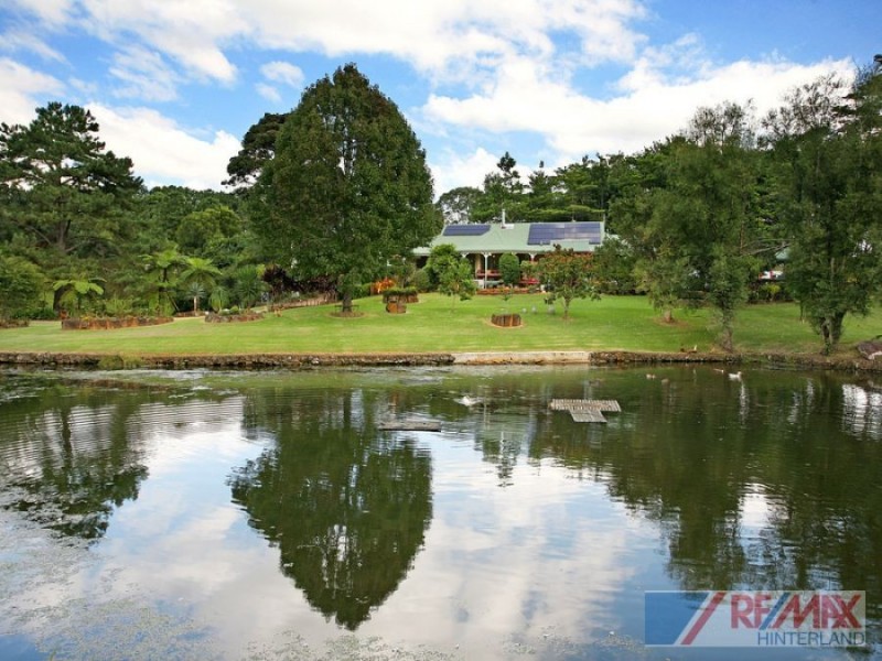 60 Burgess Avenue, Maleny QLD 4552