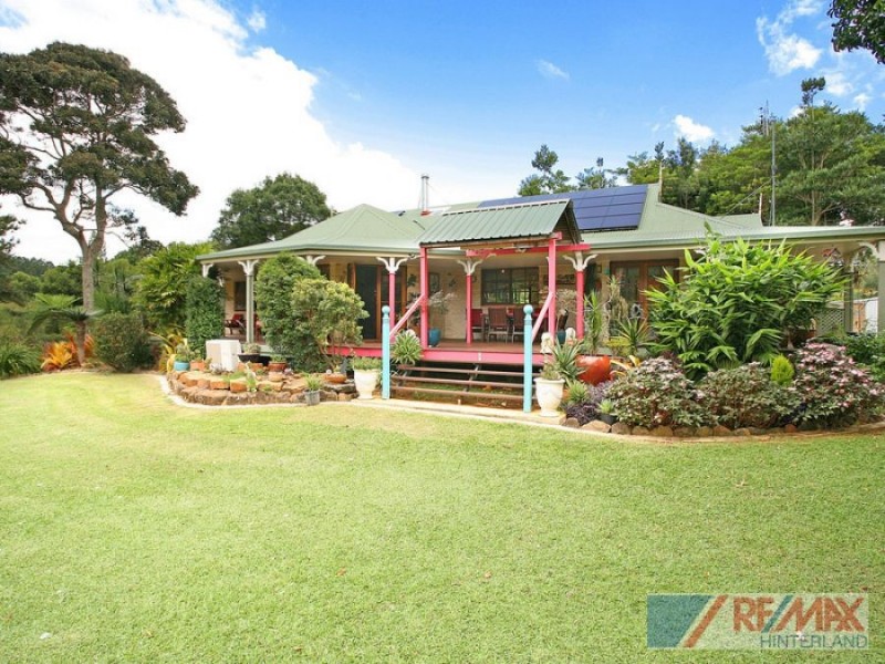 60 Burgess Avenue, Maleny QLD 4552