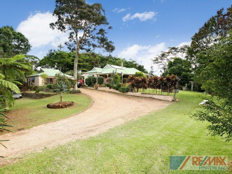 60 Burgess Avenue, Maleny QLD 4552