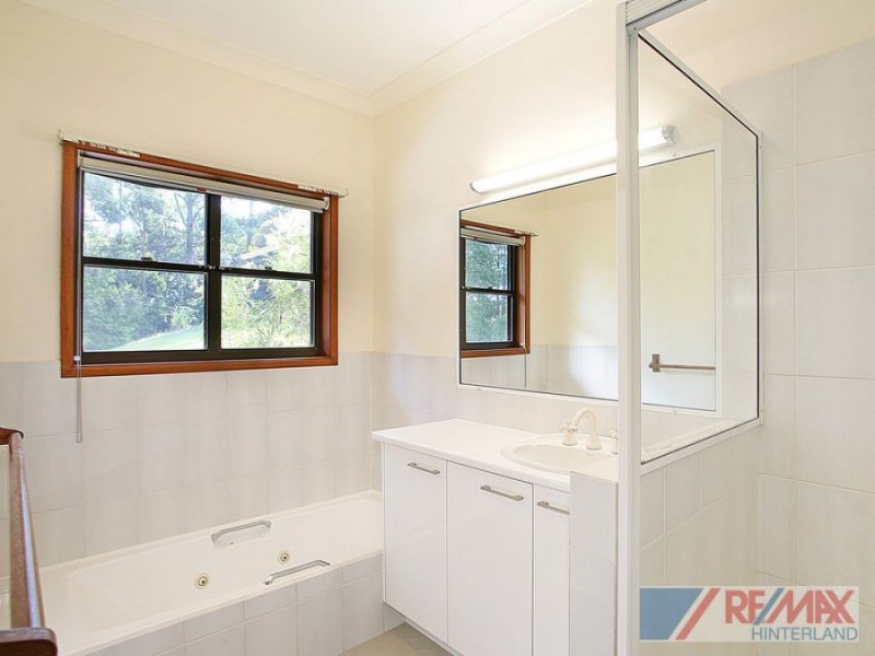 42 Gardners Lane, Maleny QLD 4552