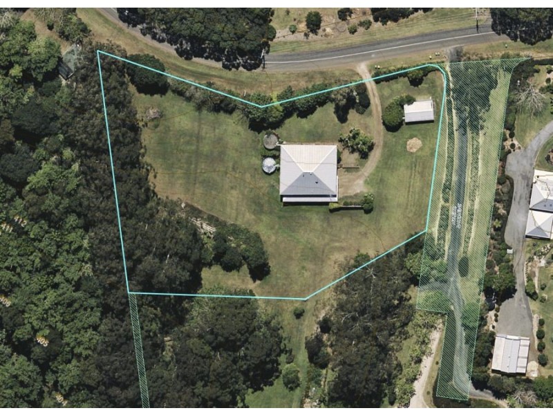 42 Gardners Lane, Maleny QLD 4552