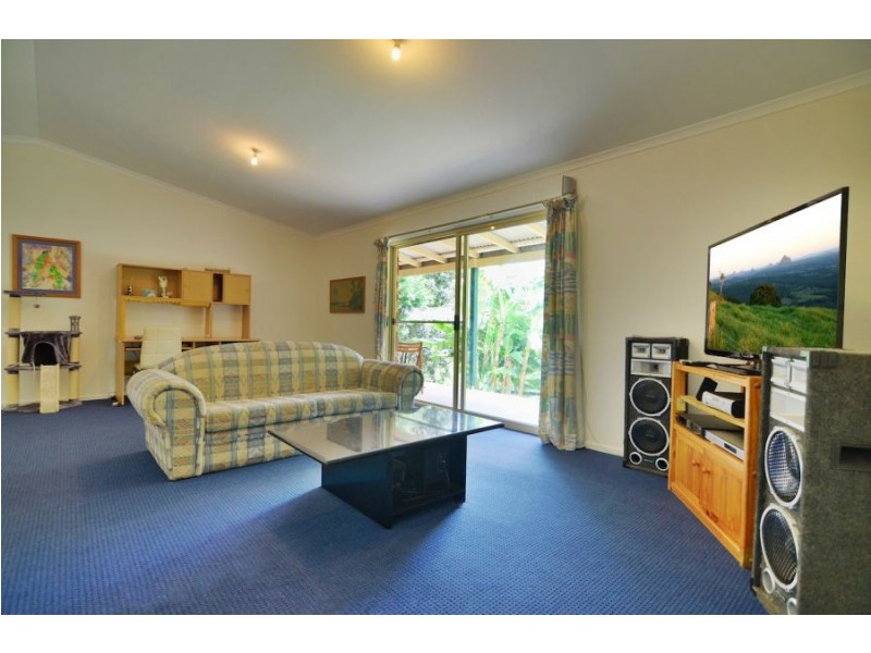 2/24 Cedar Grove Court, Maleny QLD 4552