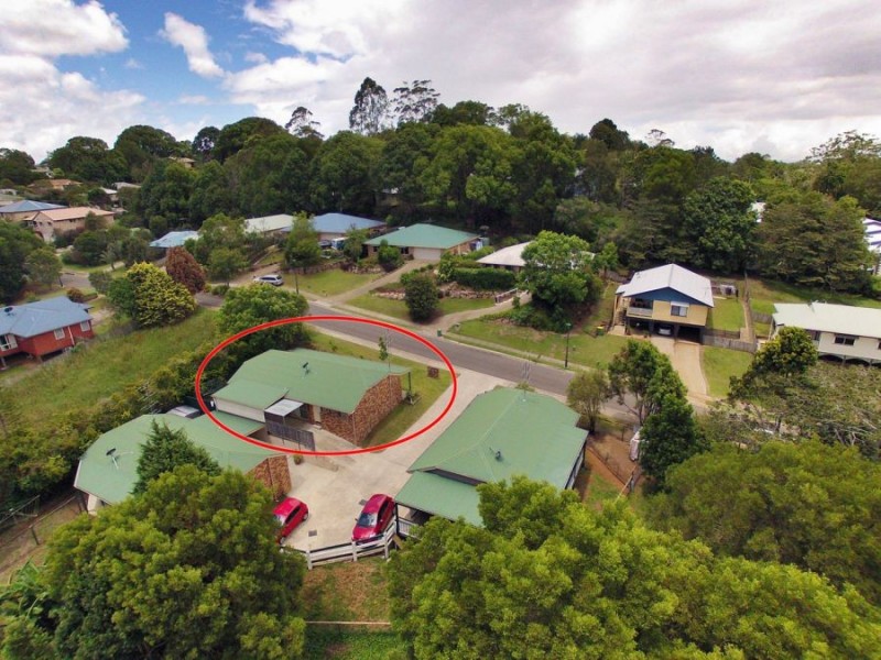 2/24 Cedar Grove Court, Maleny QLD 4552
