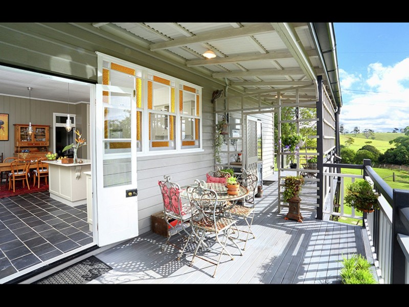 4 Moffitt Court, Maleny QLD 4552