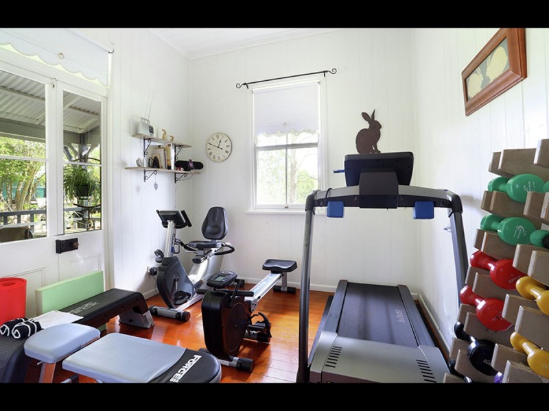 4 Moffitt Court, Maleny QLD 4552