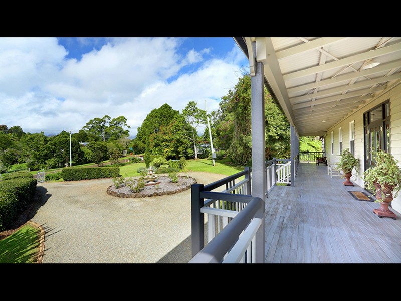 4 Moffitt Court, Maleny QLD 4552