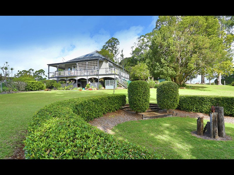 4 Moffitt Court, Maleny QLD 4552