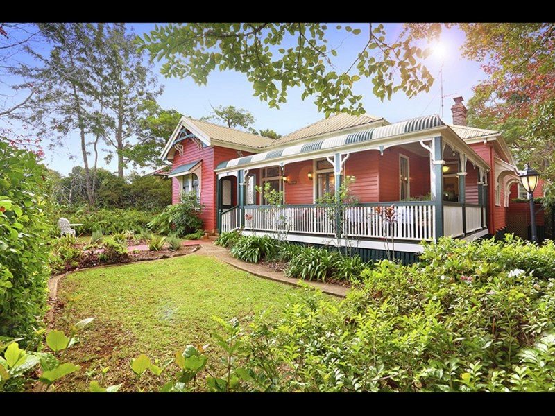 58 Maple Street, Maleny QLD 4552