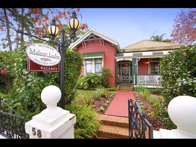 58 Maple Street, Maleny QLD 4552