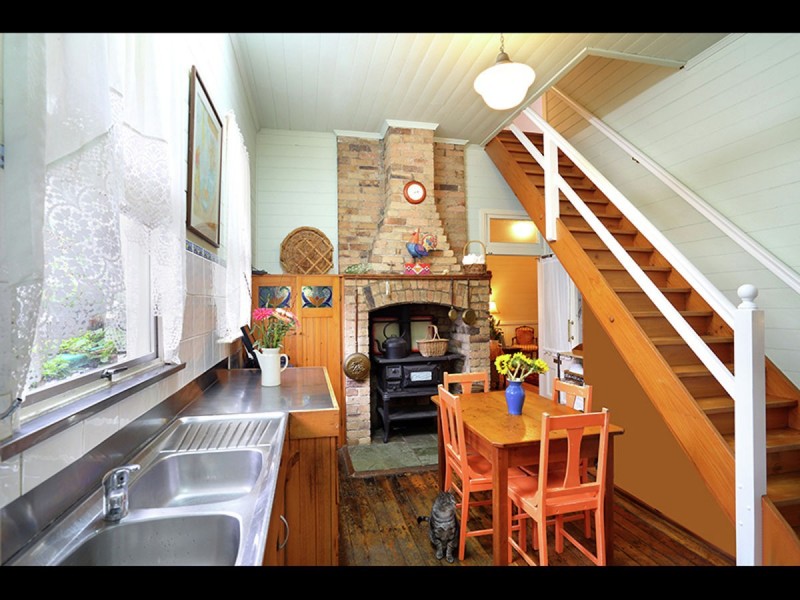 58 Maple Street, Maleny QLD 4552