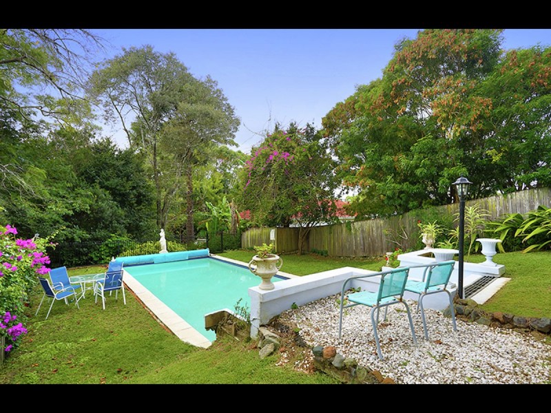 58 Maple Street, Maleny QLD 4552