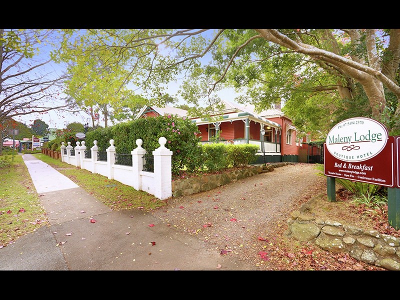 58 Maple Street, Maleny QLD 4552