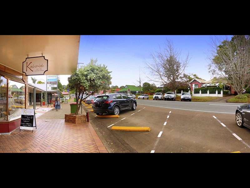 58 Maple Street, Maleny QLD 4552