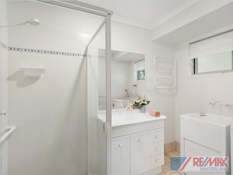 42 Centenary Drive, Maleny QLD 4552