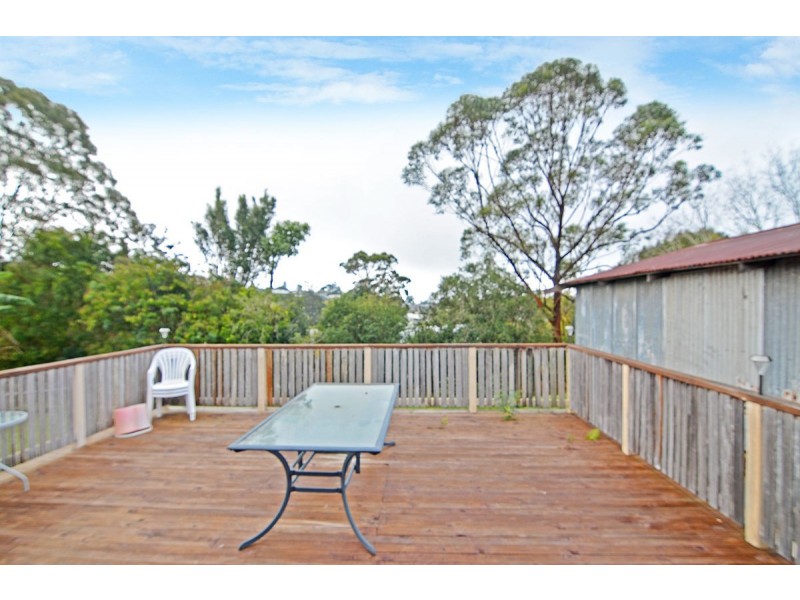 22 Cedar Street, Maleny QLD 4552