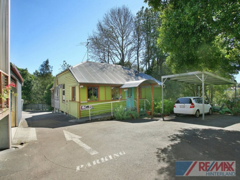 18 Coral Street, Maleny QLD 4552