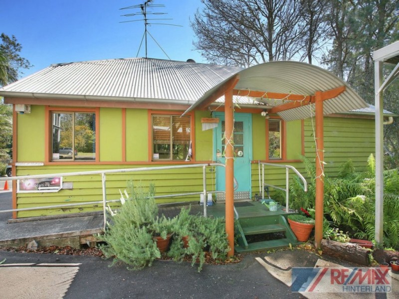 18 Coral Street, Maleny QLD 4552