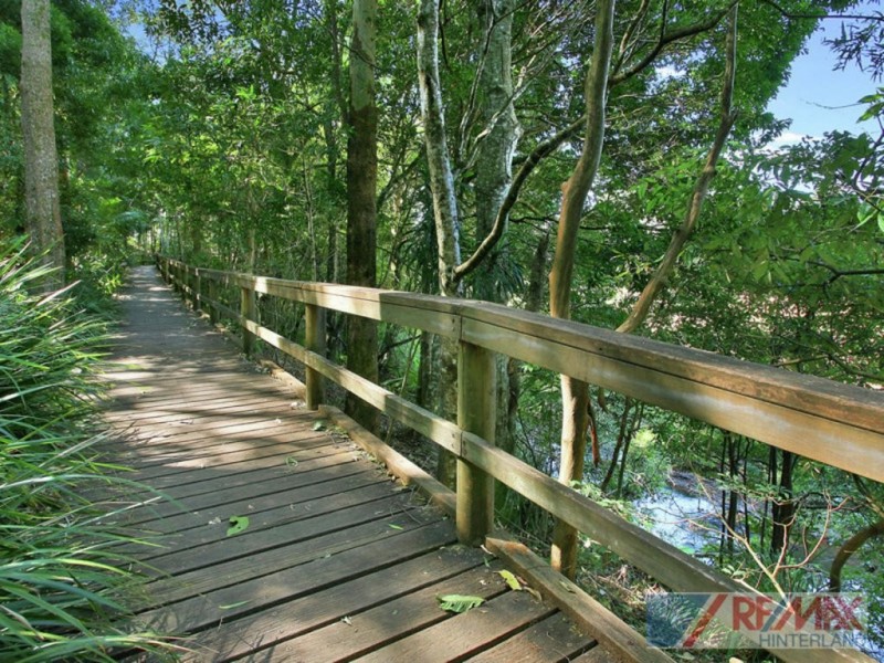 18 Coral Street, Maleny QLD 4552