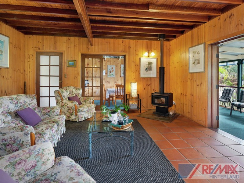 10 Glen Eden Court, Flaxton QLD 4560