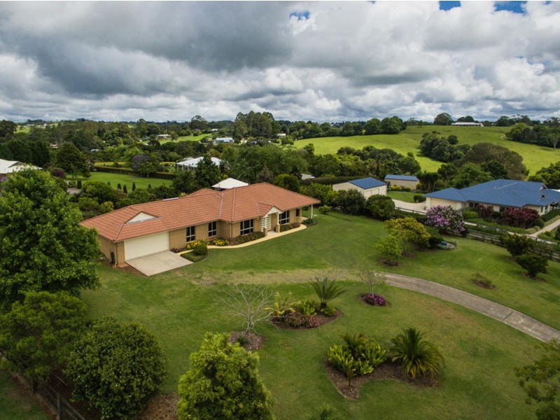 10 Lansdowne Rise, Maleny QLD 4552