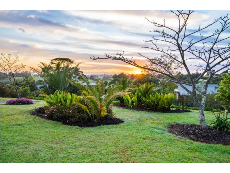 10 Lansdowne Rise, Maleny QLD 4552
