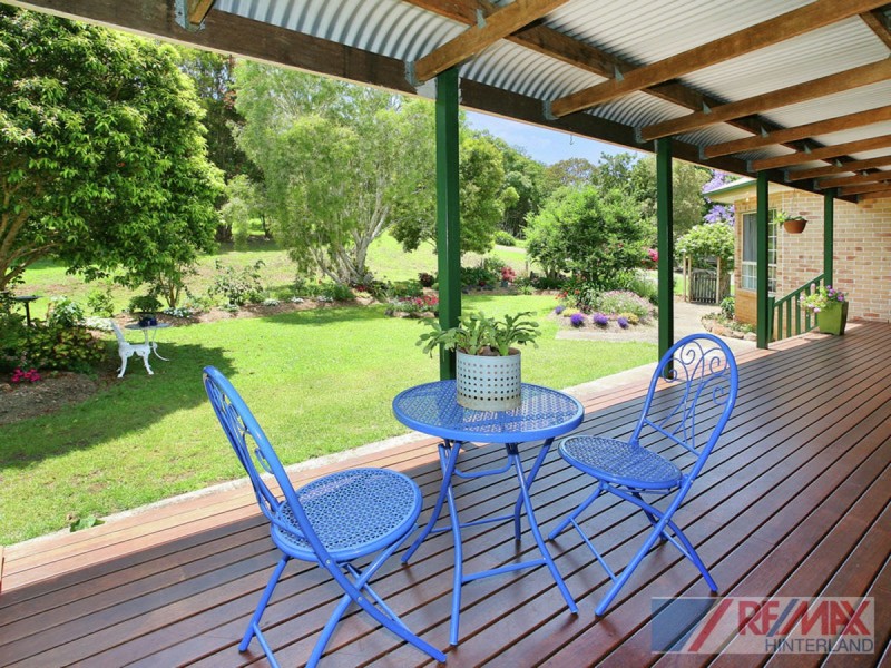 18 Sternberg Road, Maleny QLD 4552