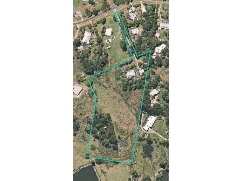 18 Sternberg Road, Maleny QLD 4552