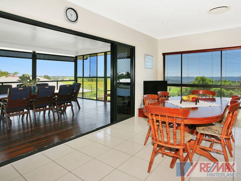 1 Curlew Court, Maleny QLD 4552