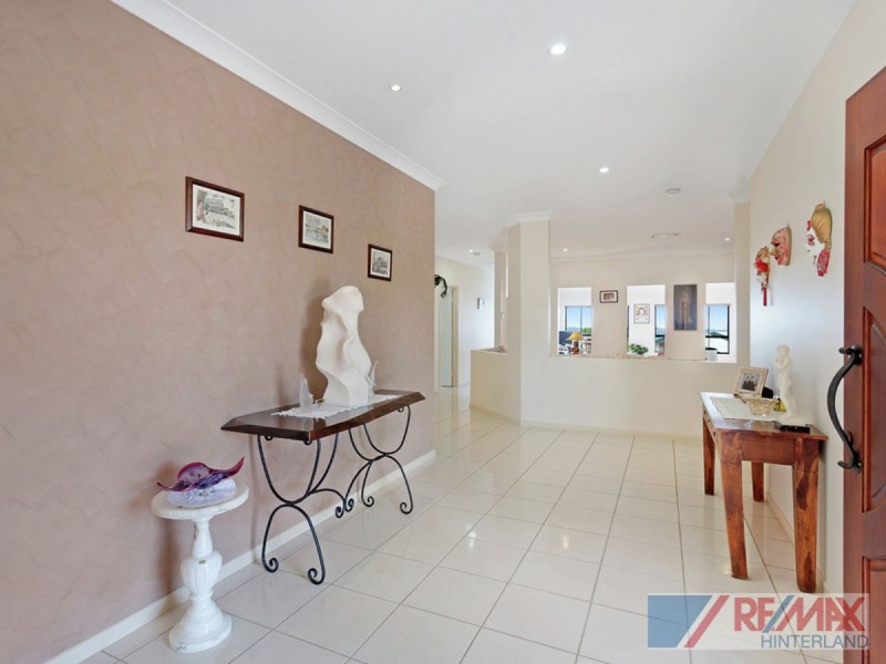 1 Curlew Court, Maleny QLD 4552