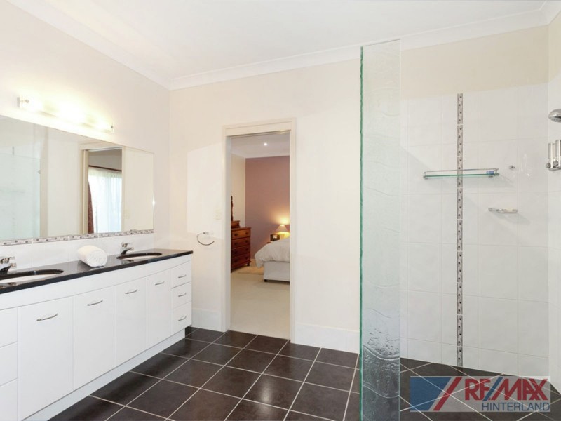 1 Curlew Court, Maleny QLD 4552