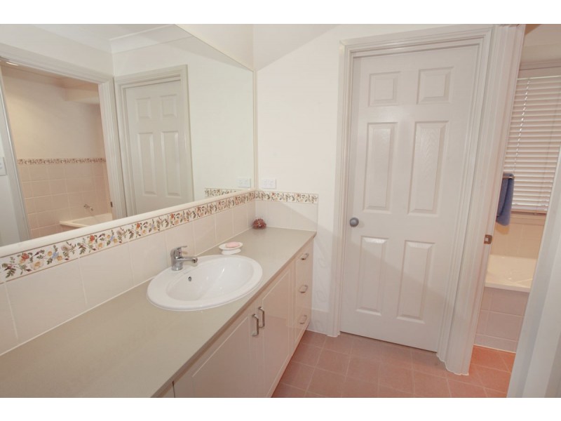 10 Macaranga Street, Maleny QLD 4552