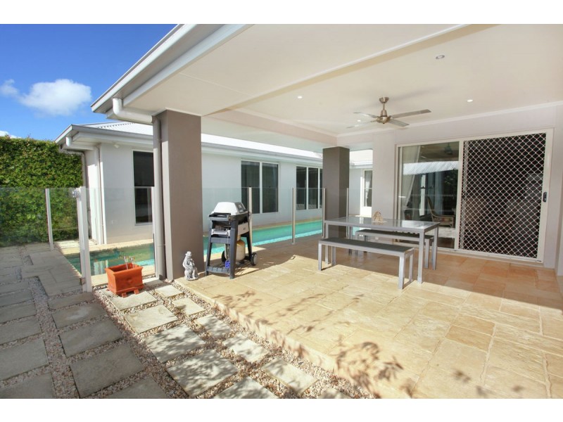 10 Macaranga Street, Maleny QLD 4552