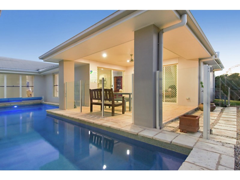 10 Macaranga Street, Maleny QLD 4552