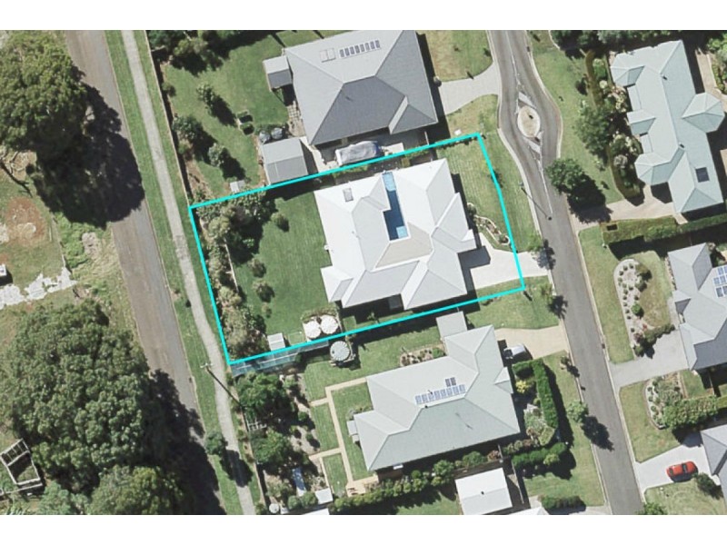 10 Macaranga Street, Maleny QLD 4552