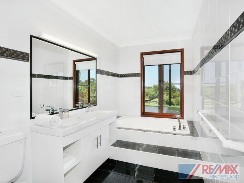 32 Nadi Lane, Maleny QLD 4552