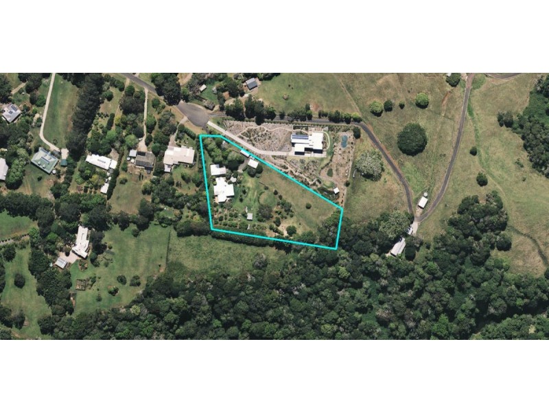 32 Nadi Lane, Maleny QLD 4552