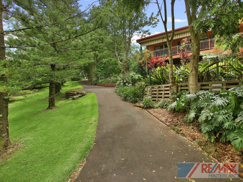 86 Dixon Ave, Maleny QLD 4552