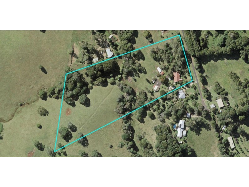 86 Dixon Ave, Maleny QLD 4552