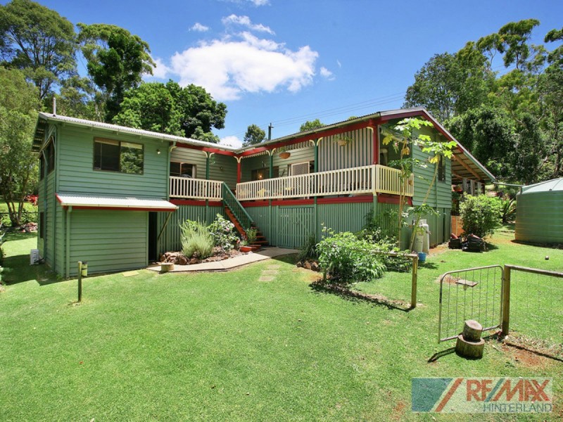 9 Avocado Lane, Maleny QLD 4552