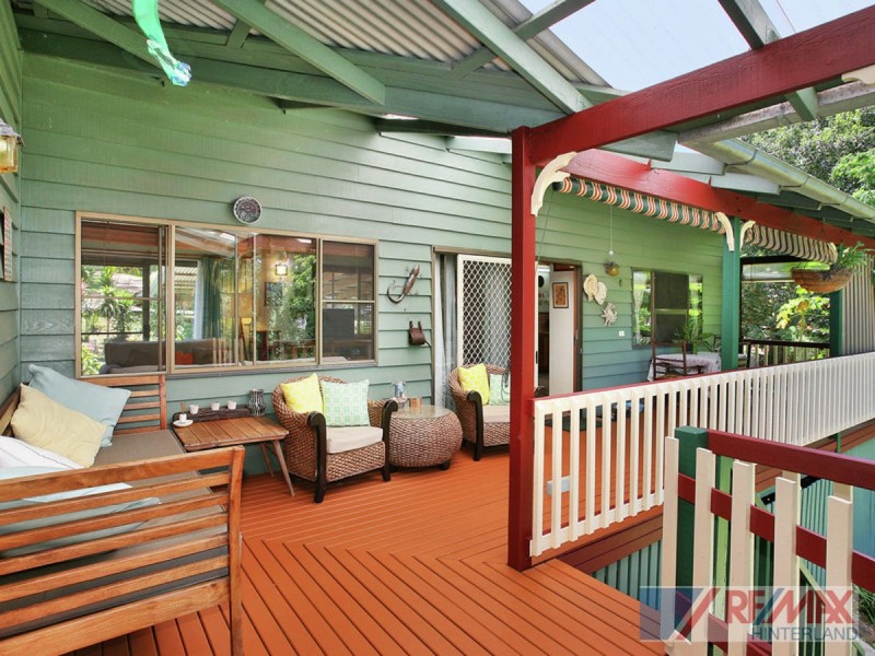 9 Avocado Lane, Maleny QLD 4552