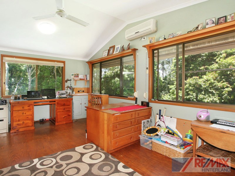 9 Avocado Lane, Maleny QLD 4552