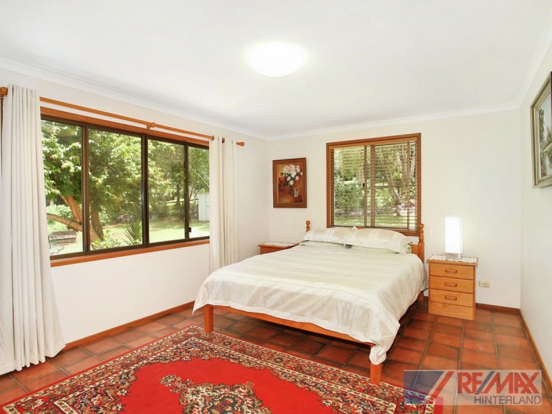 9 Avocado Lane, Maleny QLD 4552