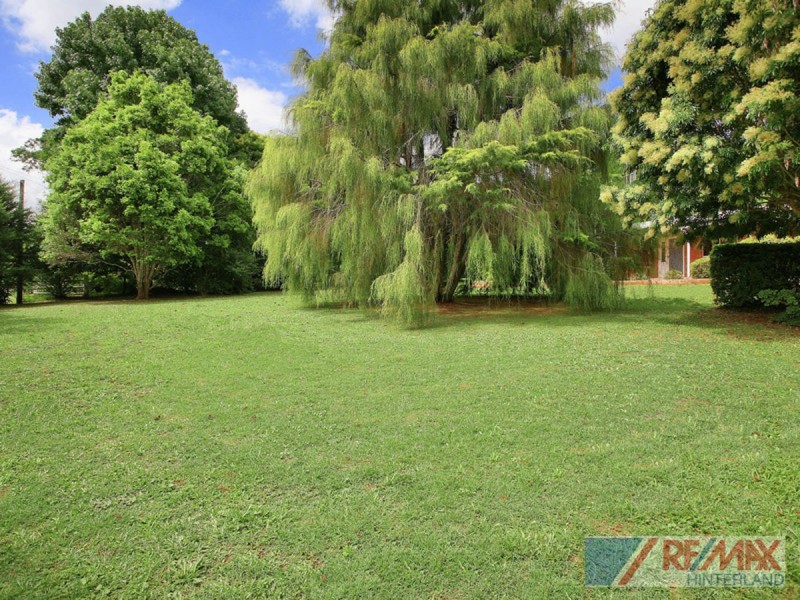 29 Burgess Avenue, Maleny QLD 4552