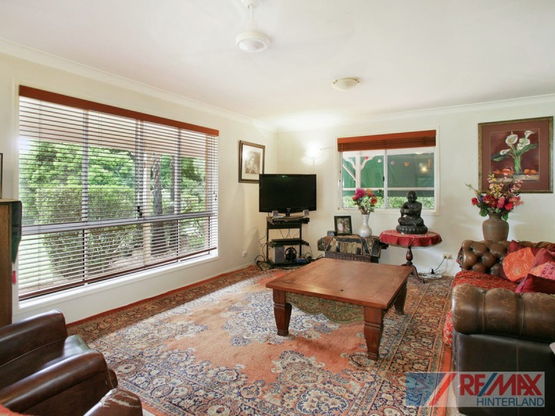 29 Burgess Avenue, Maleny QLD 4552