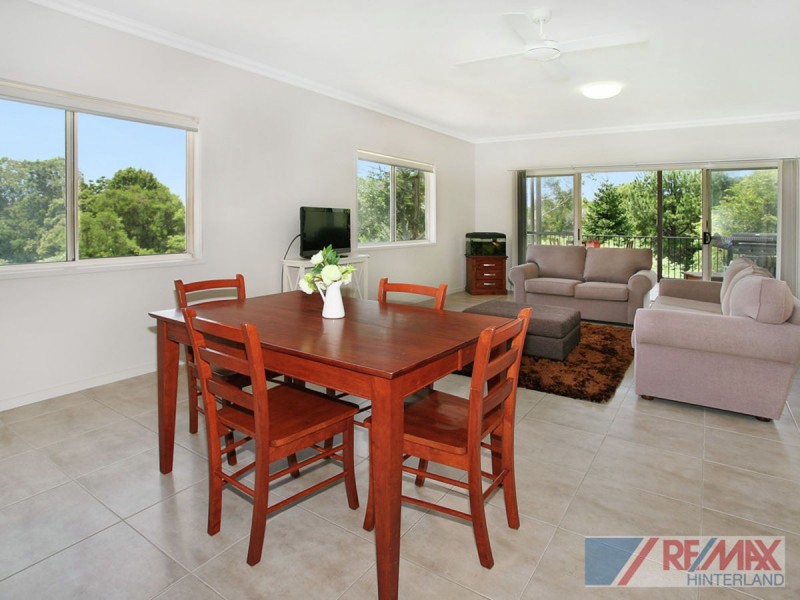 6 Ribbonwood Ave, Maleny QLD 4552
