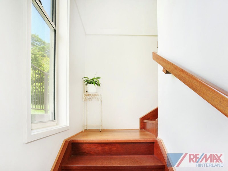 6 Ribbonwood Ave, Maleny QLD 4552